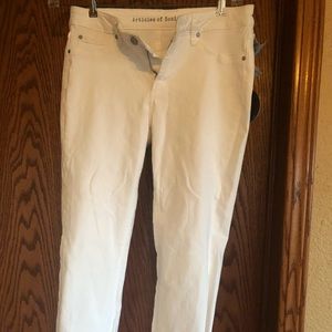White Skinny Ankle Capris